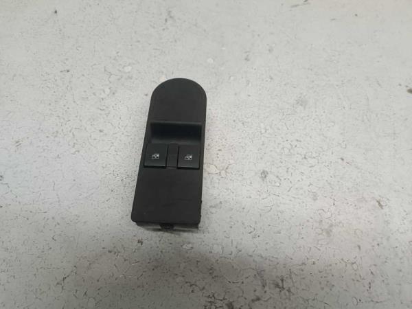 BOUTON LEVE VITRE OPEL - Vue 1